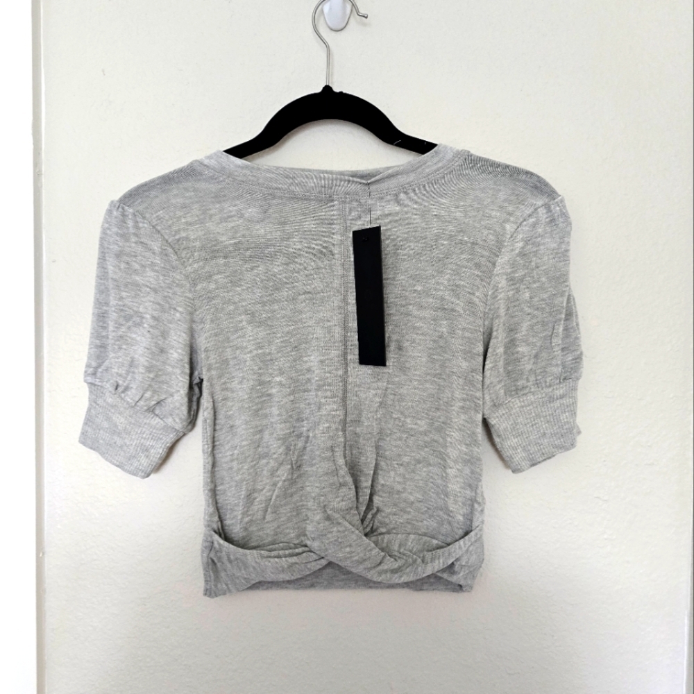 NWT Mono B Cropped Short Sleeved Top